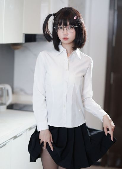 巨乳学院