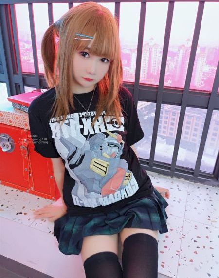 免费播放三圾片