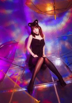 《年轻的寡妇2》电影