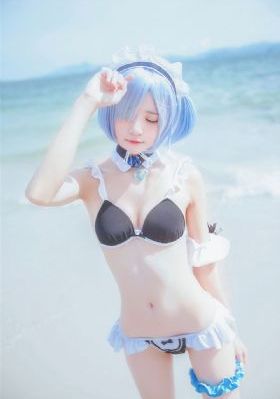 朴诗妍女人香