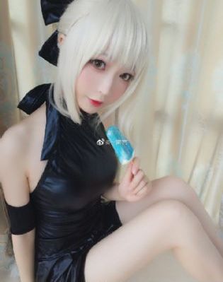在她曾堕落之时