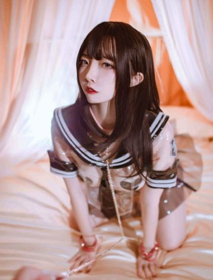 老师胸乳裸露网站